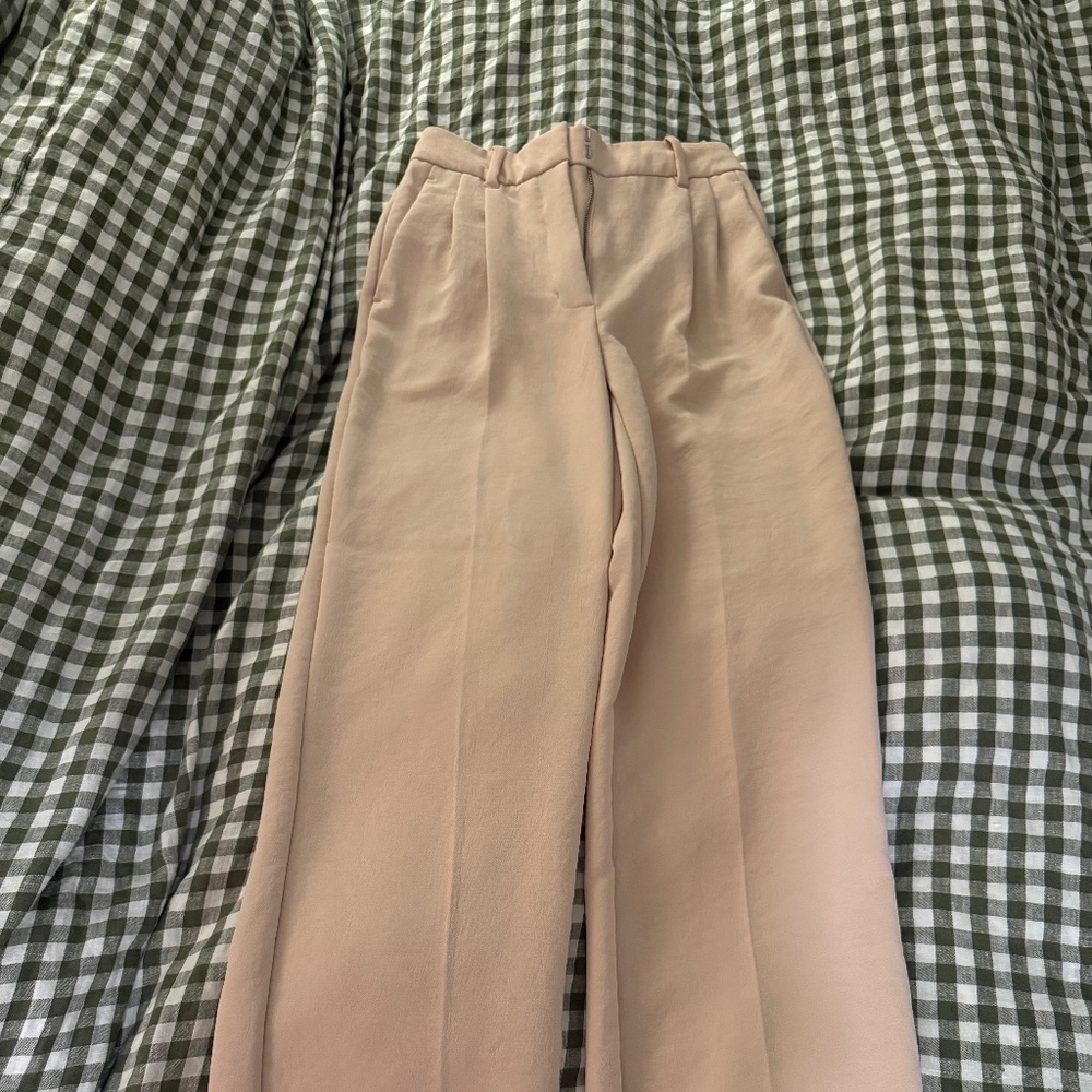 Aritzia effortless pants